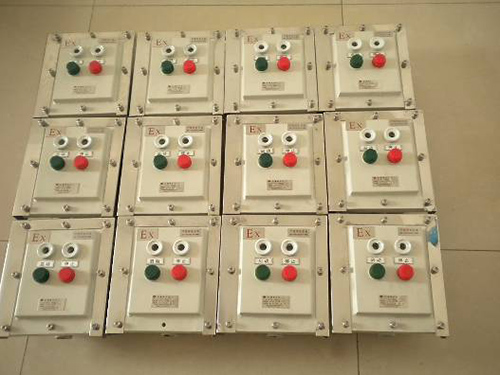 中海油金縣1-1油田建造項(xiàng)目防爆操作柱及配電箱